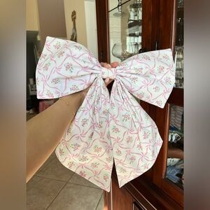 LoveShackFancy chair bow